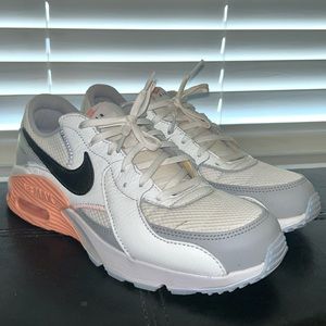 Nike Womens Air Max Excee
